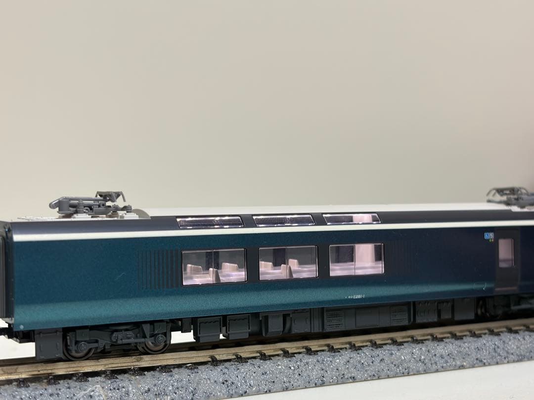 鉄道模型　Nゲージ　KATO 10-1644 E261系　サフィール踊り子　限定
