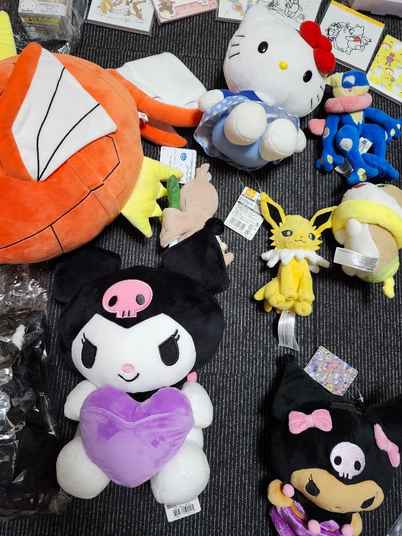 ラウンドワン　キティ　まとめ売り