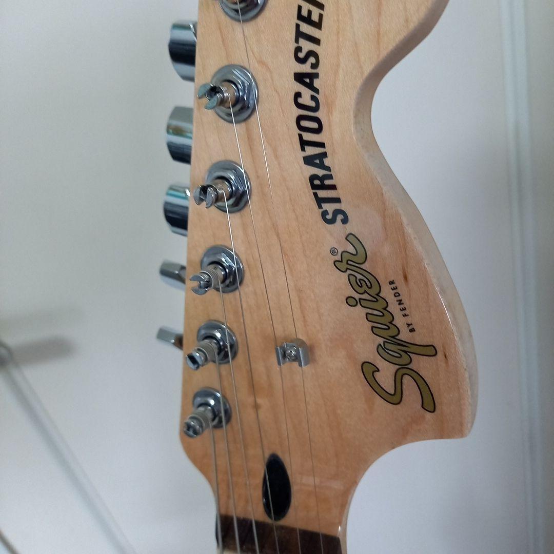 『希少・美品』SQUIER by FENDER STRATOCASTER