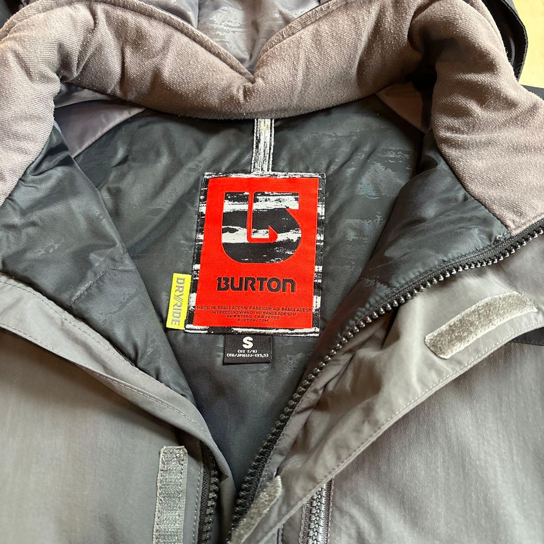 【送料無料】【訳アリ】【上下セット】バートン　スノーボードウェア 120㌢