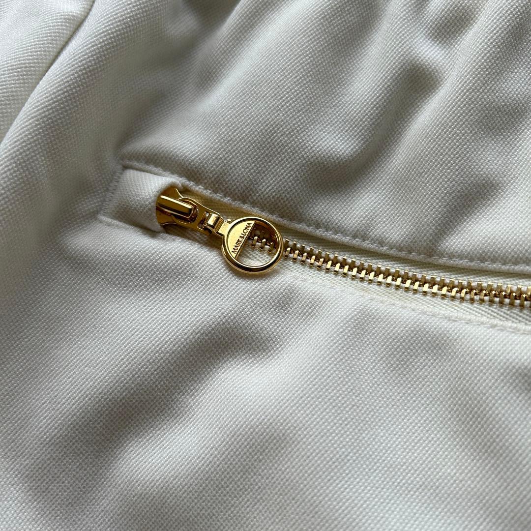 マークアンドロナ 2024年 ジョガーパンツ サイドロゴ ホワイト ゴールド金具