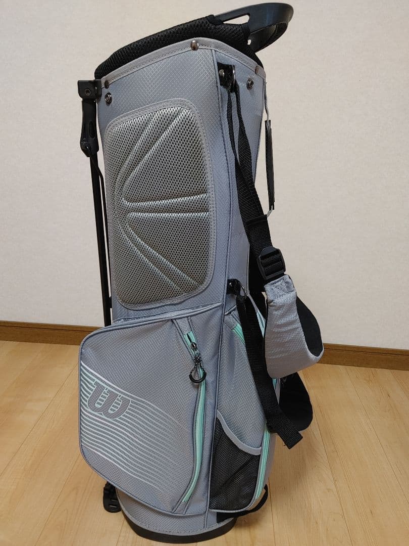 スタンド式ゴルフバッグ