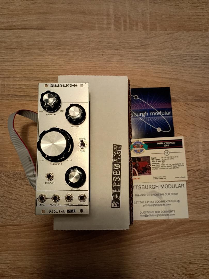 Pittsburgh Verbtronic モジュラーシンセ