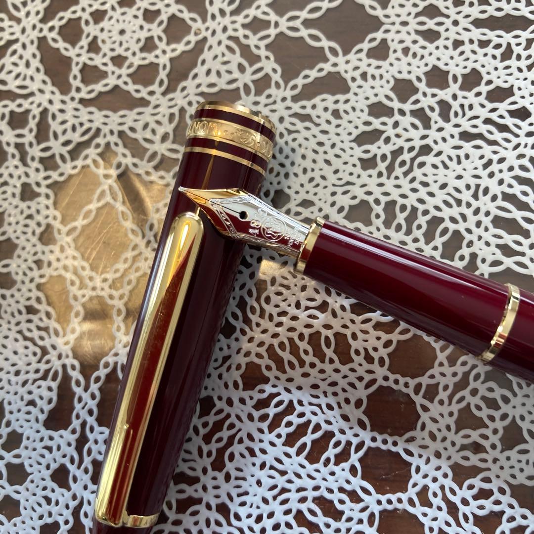 MONT BLANC ワインレッド万年筆　美品