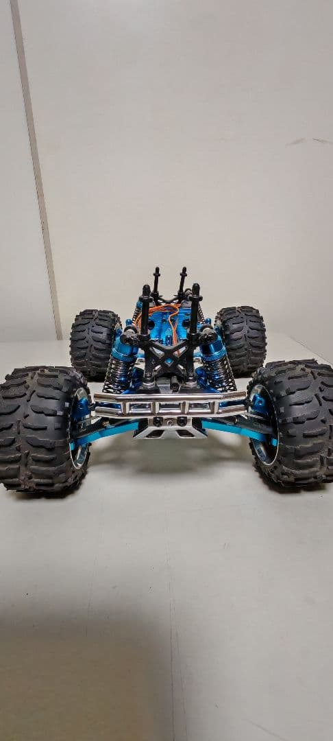 ☆team Losi／ミニＬＳＴ☆１／１８盆栽に☆部品取り２台セット✨