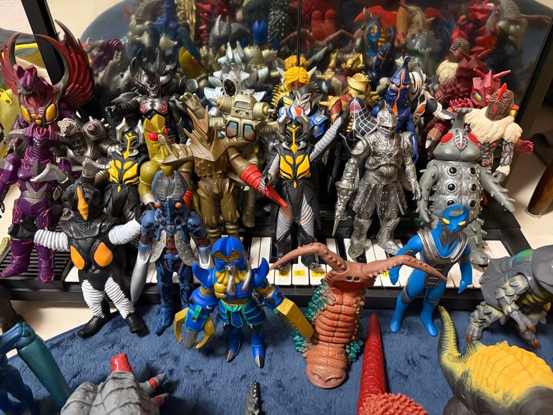 さ*ー様 ウルトラマンシリーズ 怪獣フィギュアセット 好きな10体まとめ売り