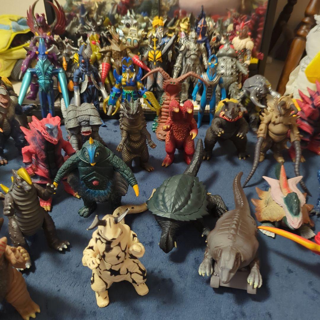 さ*ー様 ウルトラマンシリーズ 怪獣フィギュアセット 好きな10体まとめ売り
