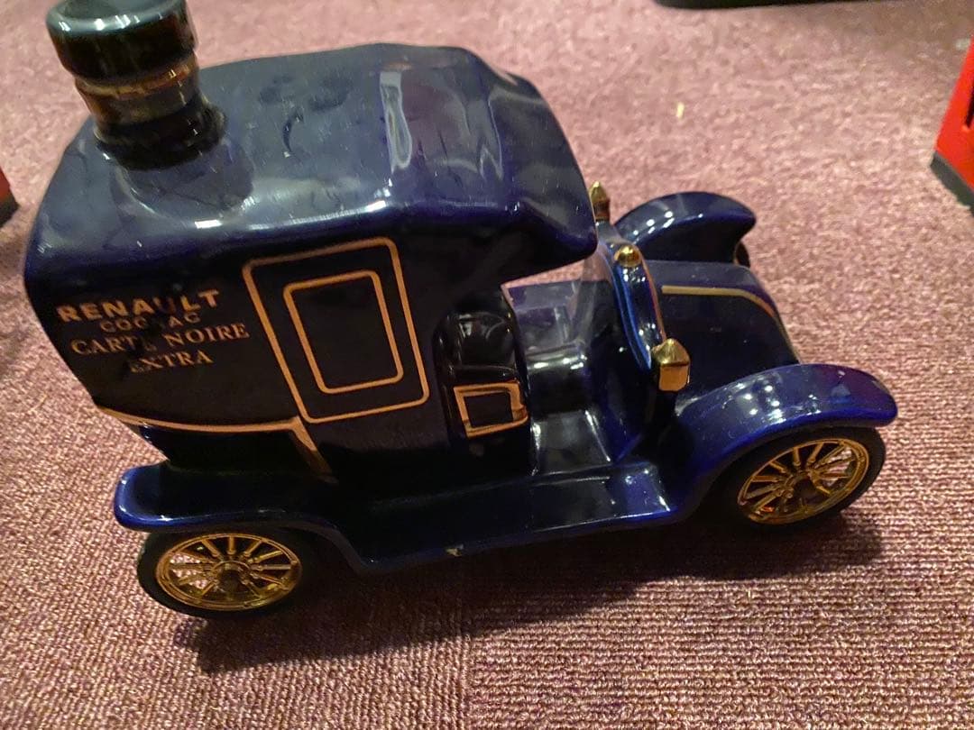 RENAULT エクスト　クラシックカーボトル