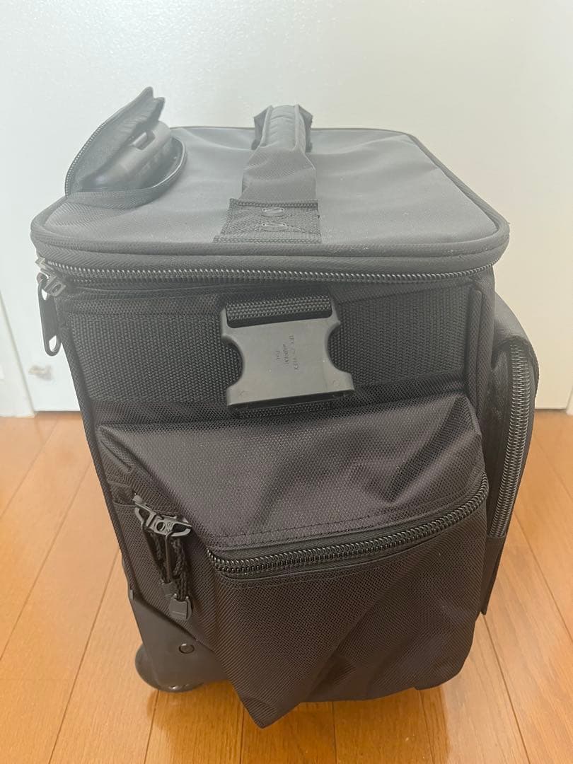 UDG キャリーケース ブラック 中型　DJ レコード　ミキサー　収納