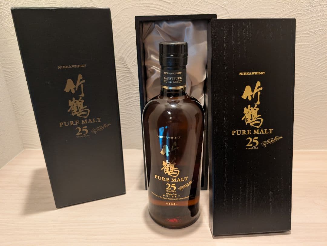 正規品ニッカ竹鶴25年NIKKA TAKETSURU PURE MALT 25年