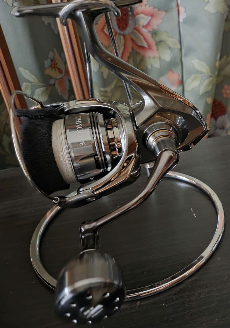 【値下げ中！】SHIMANO 24 ツインパワー 3000MHG