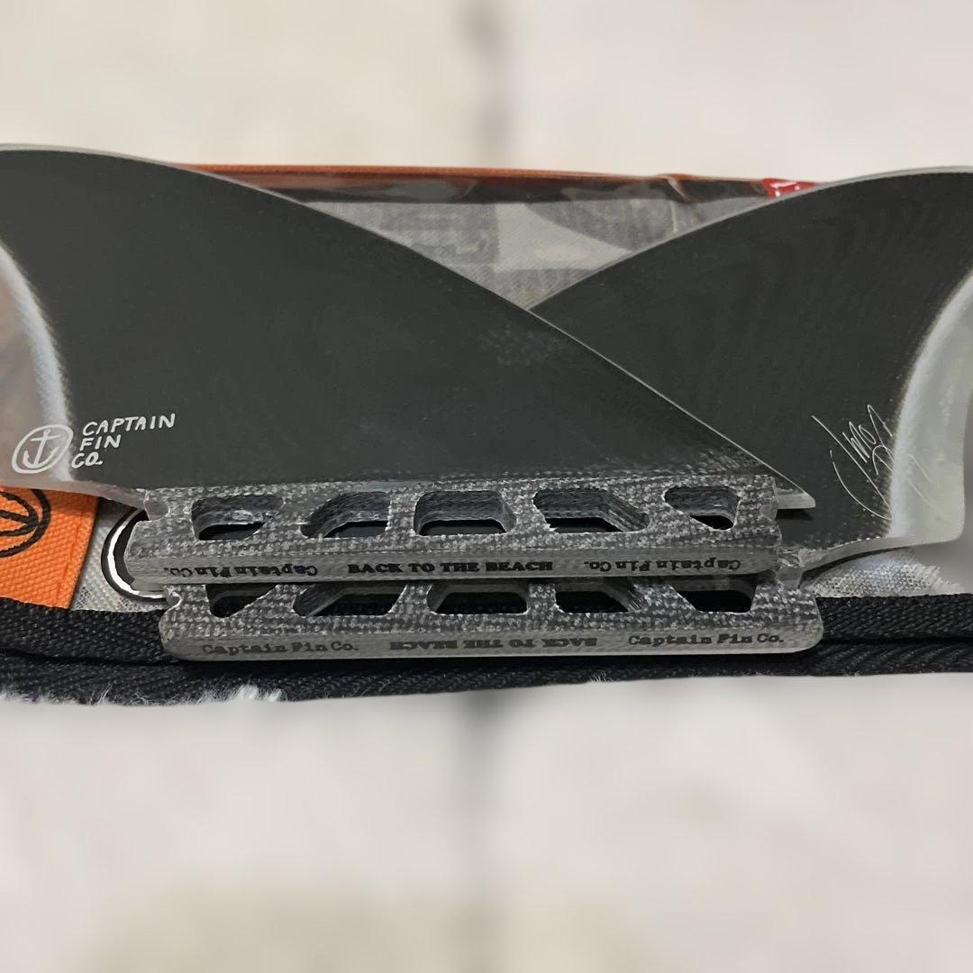 Captain Fin キャプテンフィン　ジェフマッカラム　ツインキールフィン