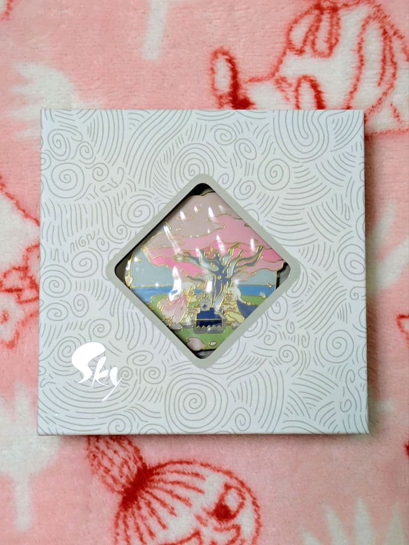Sky 星を紡ぐ子どもたち 花笑むティーセット ピンバッジ