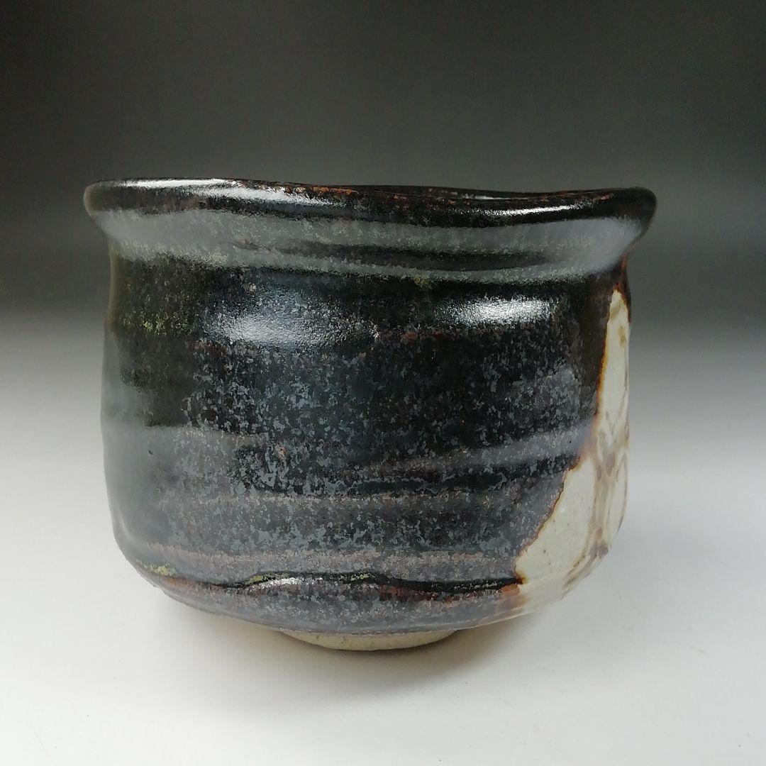 Ｔ５７４　茶碗　『黒織部　茶碗』『白倉窯　伊村彰介』　共箱　抹茶碗　茶道具