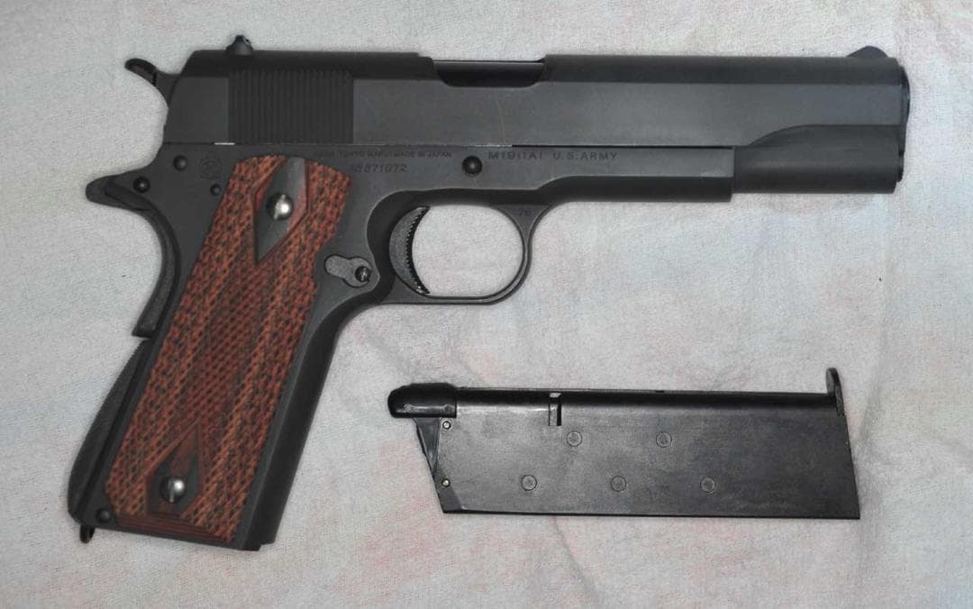 東京マルイ M1911A1 ガバメント 木製グリップ USED品 ケース付き