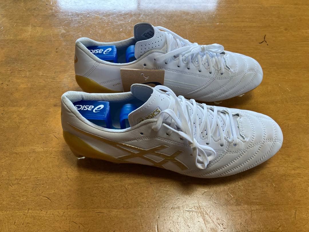 アシックス DS ライト X-FLY 4