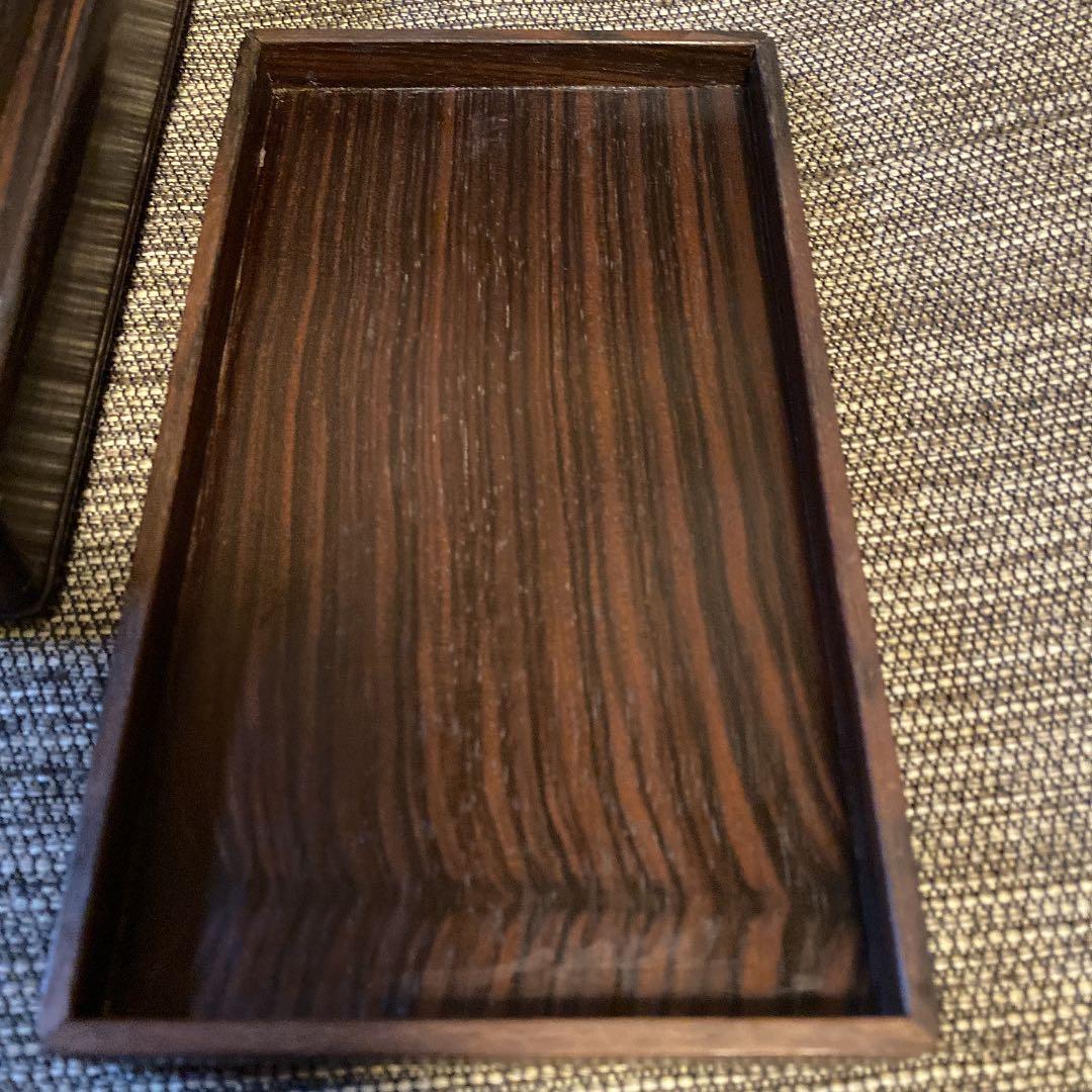 唐木、紫檀材小物入れ、有田利章の板金彫刻