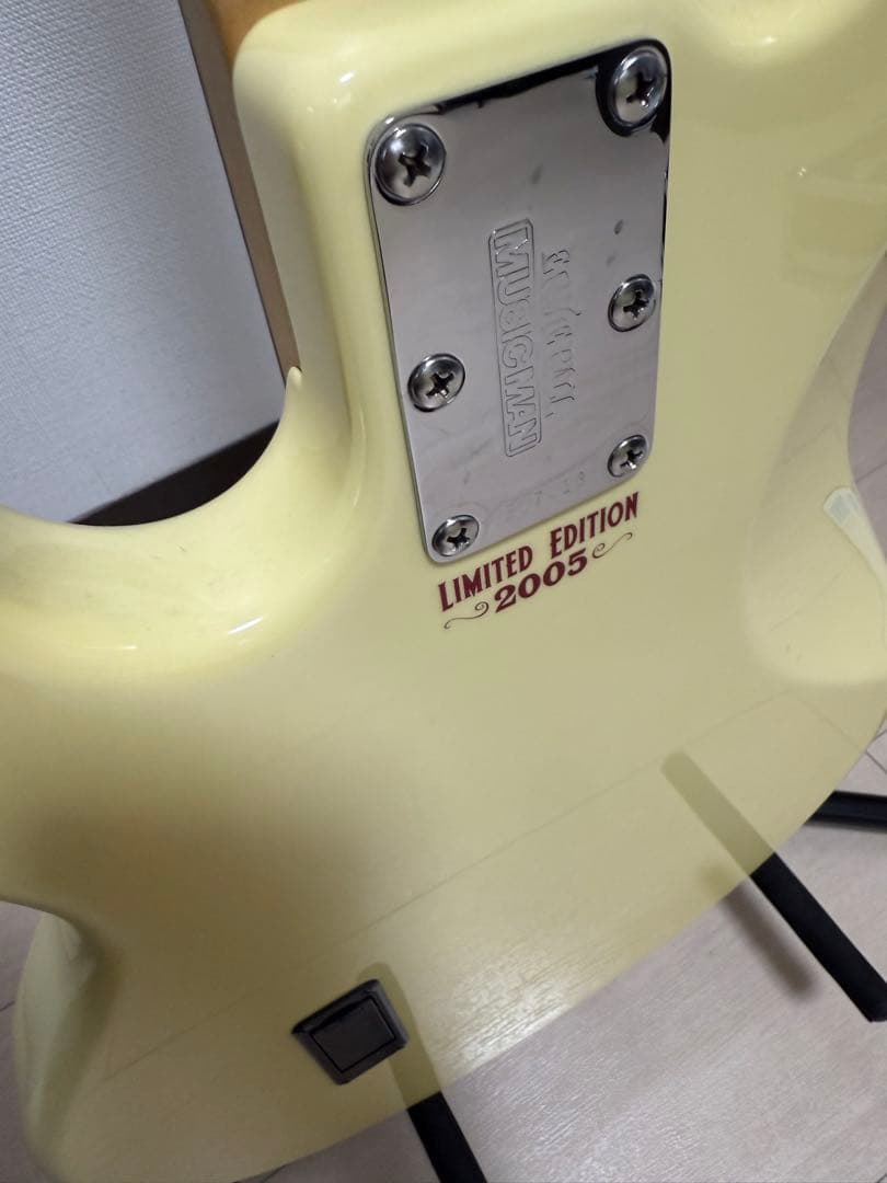 ベース MUSICMAN Stingray 2005 LIMITED EDITION