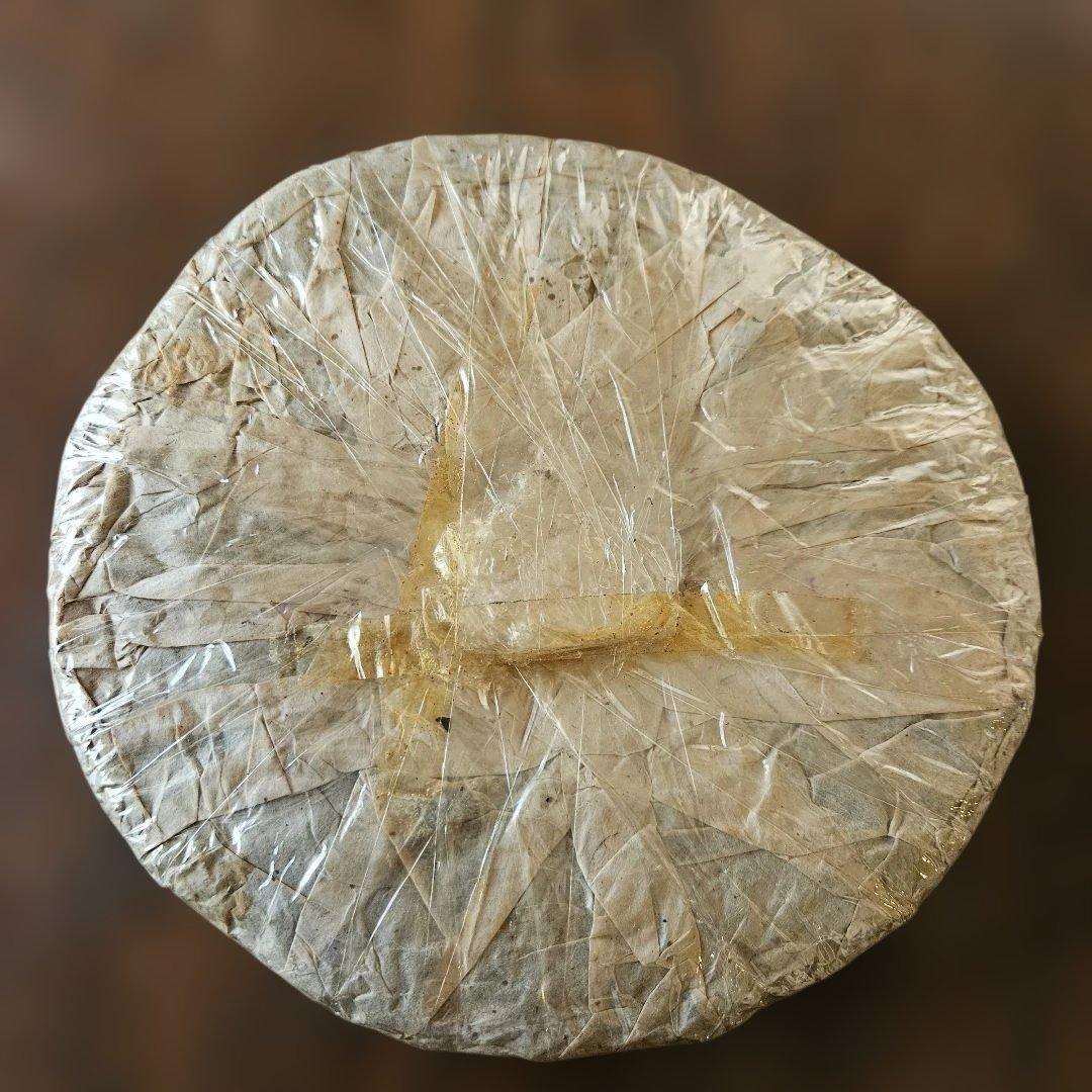 【未開封長期熟成プーアル茶】雲南省の七子餅茶　プーアル茶の円形茶餅