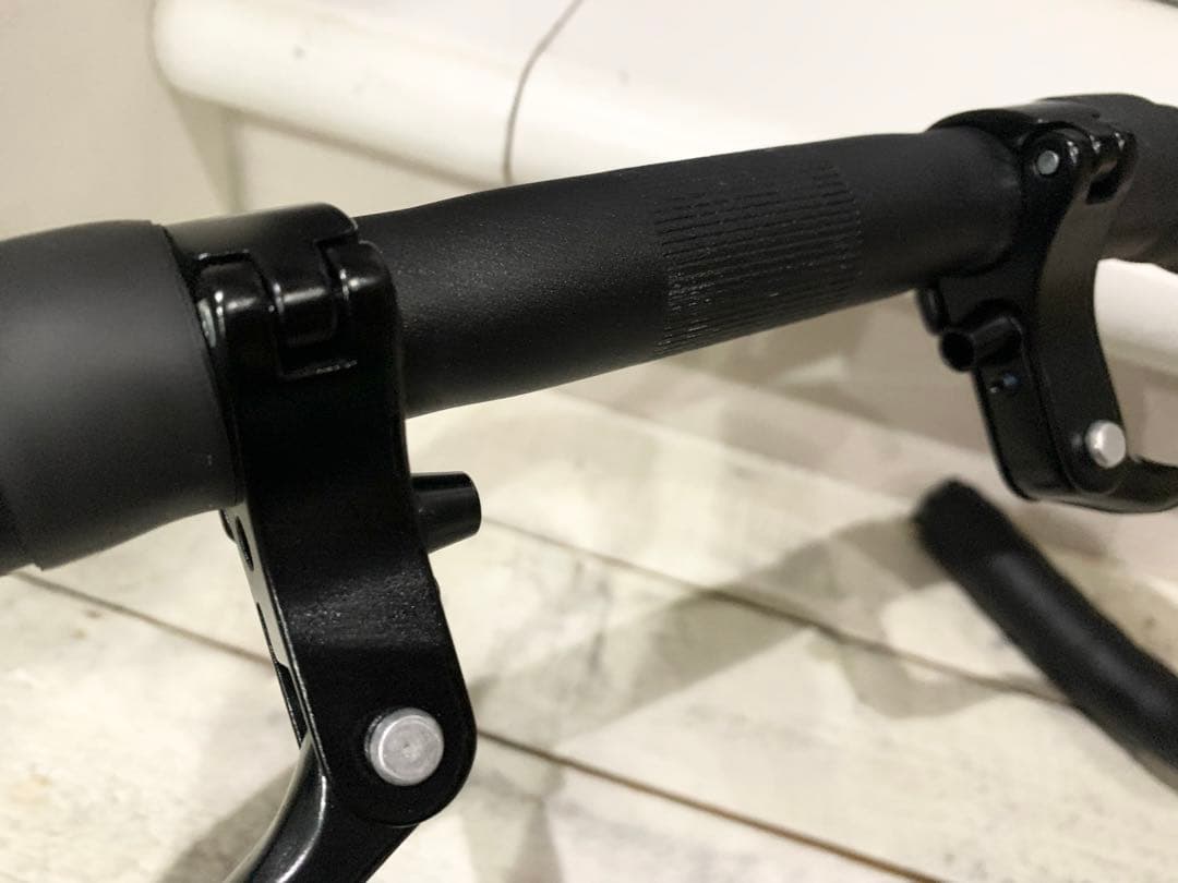 ◆FUJI（フジ）ピスト完成車外し品（ドロップハンドル＋ブレーキレバー）