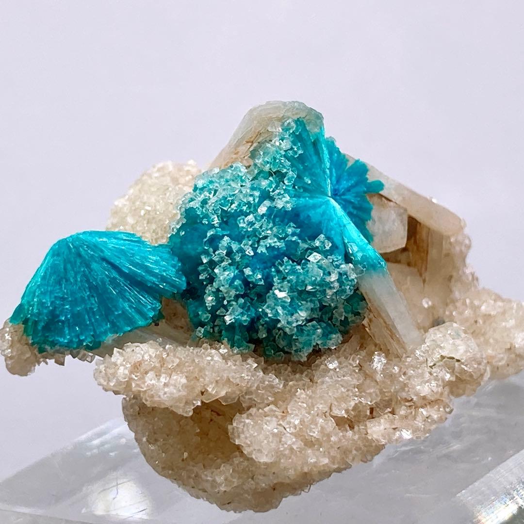 じ*ん様 カバンサイト　スティルバイト　原石　鉱物標本　天然石　489