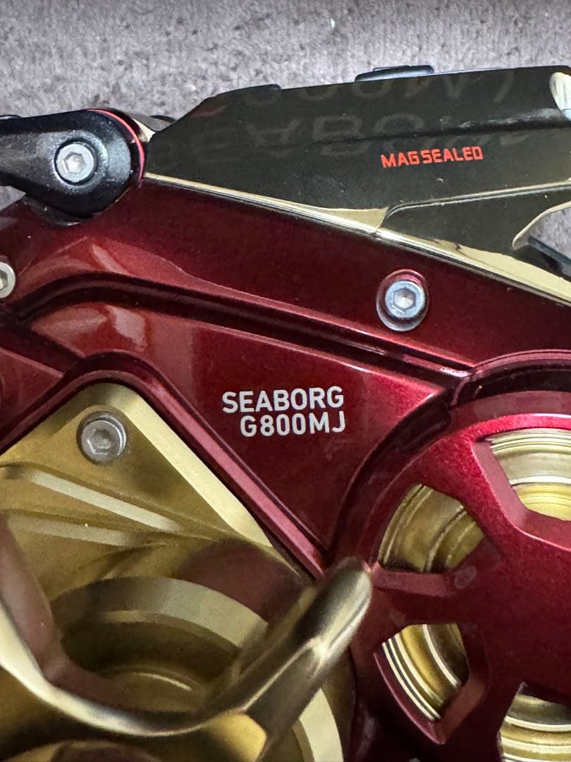 DAIWA SEABORG G800MJ リール