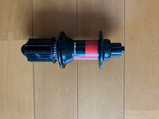 DT SWISS 240s リヤハブ