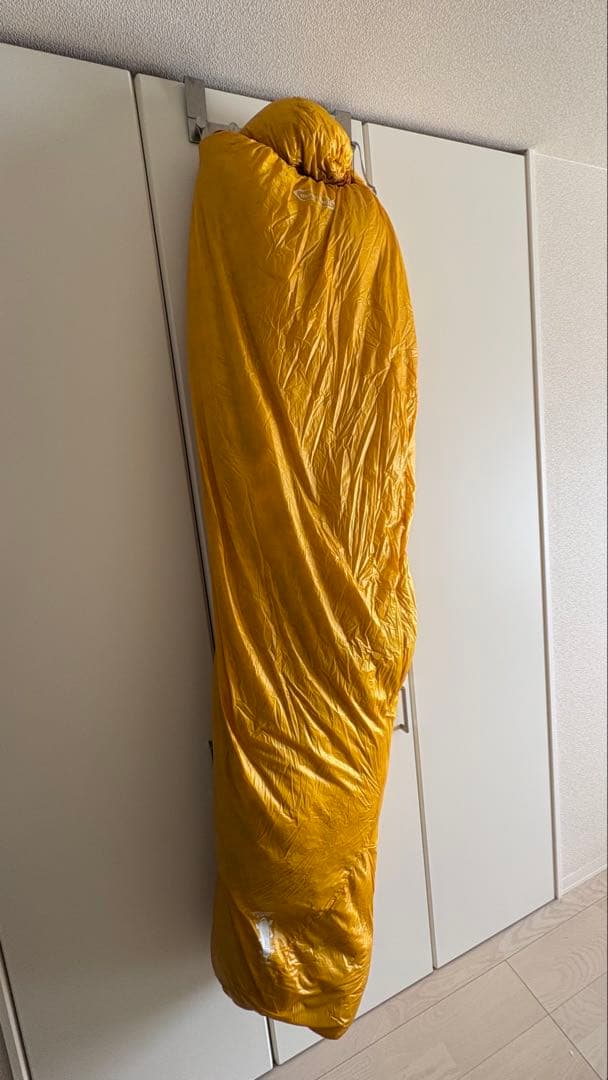 モンベル シームレスダウンハガー800 #2 R/ZIP 寝袋