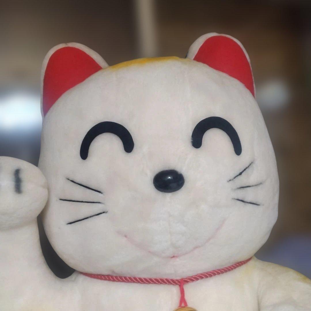 特大招き猫です。