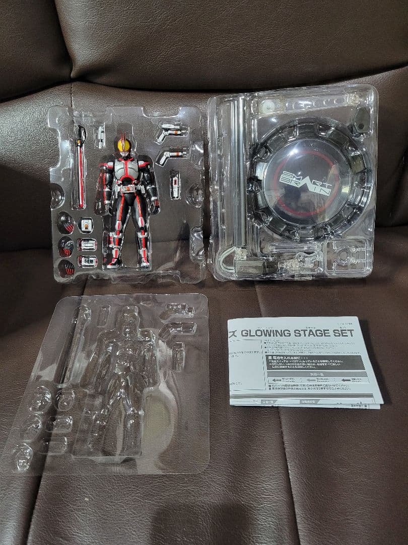 【引退品】s.h.figuarts　仮面ライダーファイズ