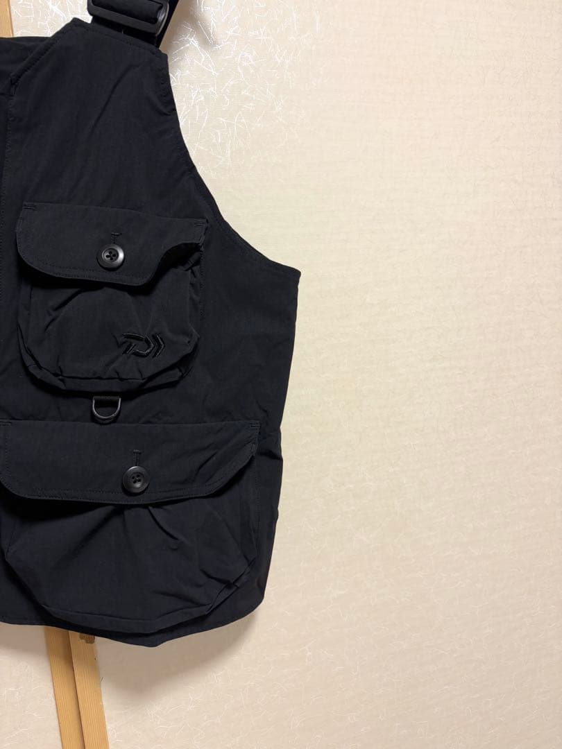 DAIWA別注TECH BLACK FISHING VEST