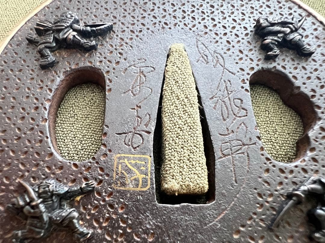 時代物 大小鍔 大小拵 武者 鎧 日本刀 収納桐箱 アンティーク