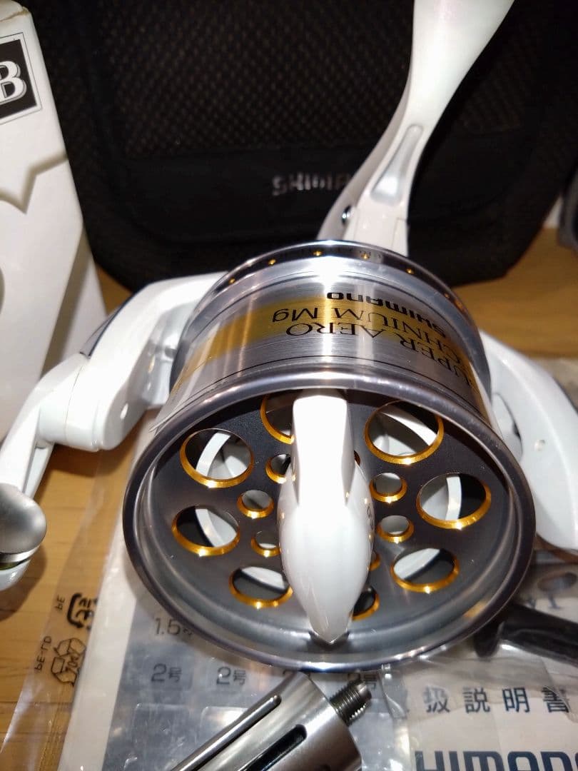 SHIMANO　シマノ　テクニウムМG　キス　SURF　トーナメント　スペシャル