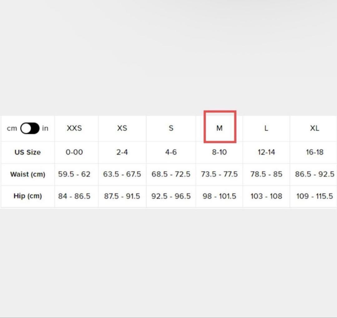 Alo yoga エアリフトメッシュ ストラップ付き レギンス ブラック