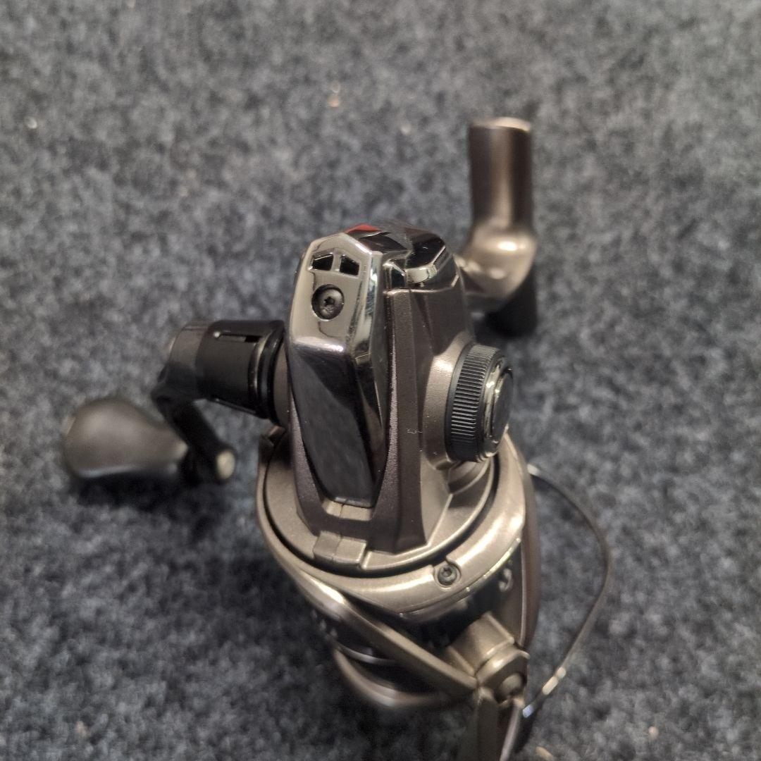 17COMPLEX ci4+ C2500S F4 HG スピニングリール