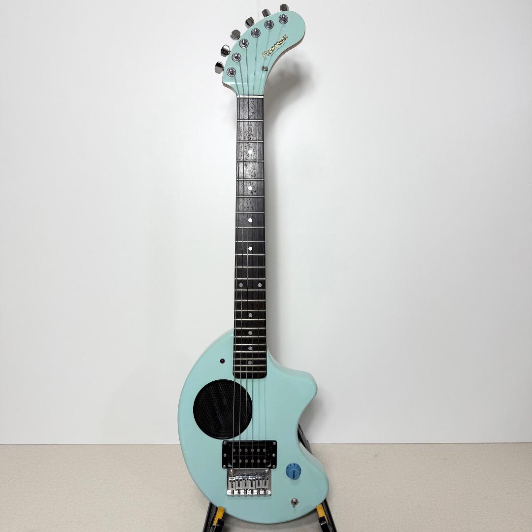 動作品 ZO-3 アンプ内臓 エレキギター フェルナンデス FERNANDES