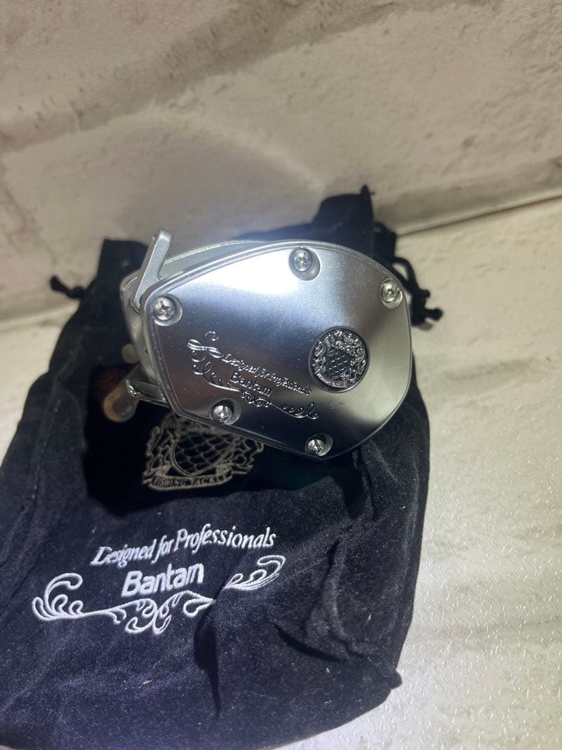 【おT出品】Shimano Bantam 100 リール