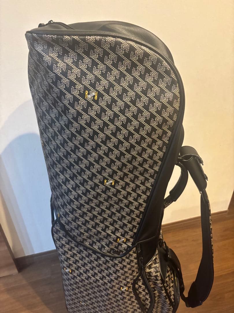 レザレクション　パーヴォー No.4 / モノブラック