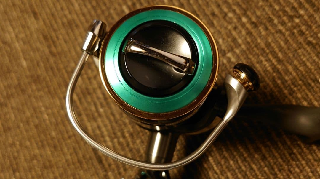 超希少廃盤ダイワ09エメラルダス コロッサル 2508RHW AIR 15 EX