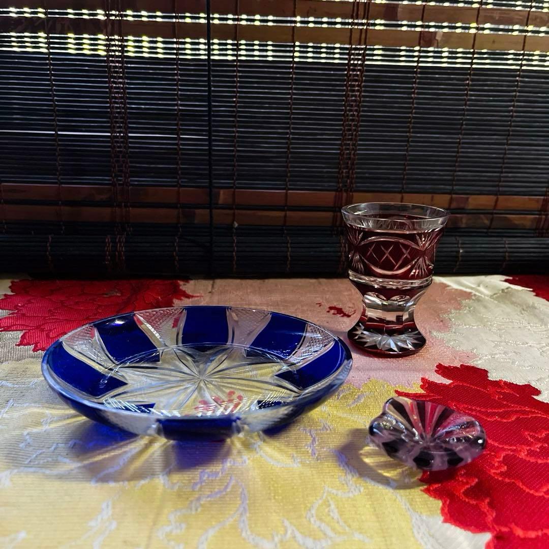 骨董　時代ガラス　青色被せ　精密カット　星切子　中鉢　小皿　１客