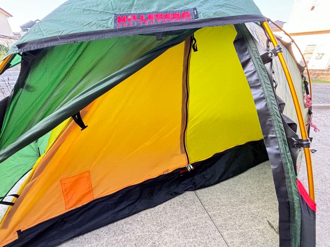 ヒルバーグ ソウロ 　純正フットプリント付き