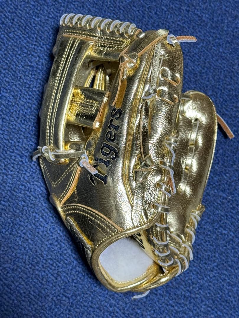2003セントラルリーグ優勝 阪神タイガース 優勝記念ゴールデングラブ グローブ