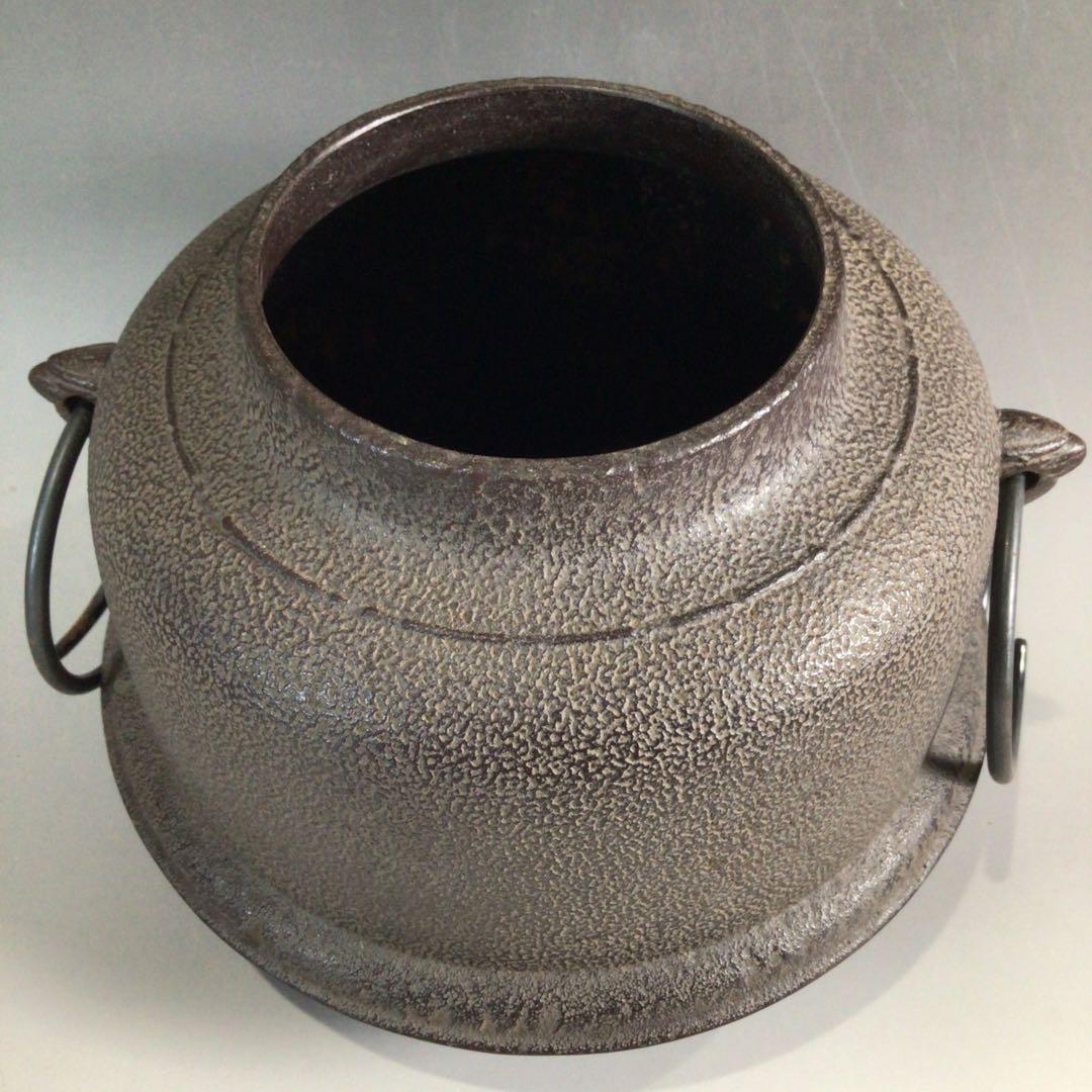 Ｐ５２　茶釜　『人間国宝　高橋敬典造』『真形羽釜』　共箱　茶道具