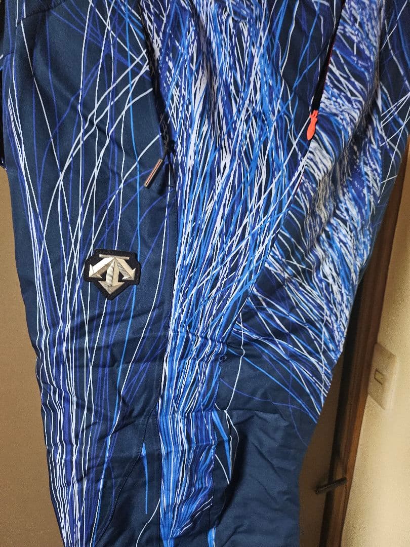 DESCENTE スキーウェア ネイビー上下セット