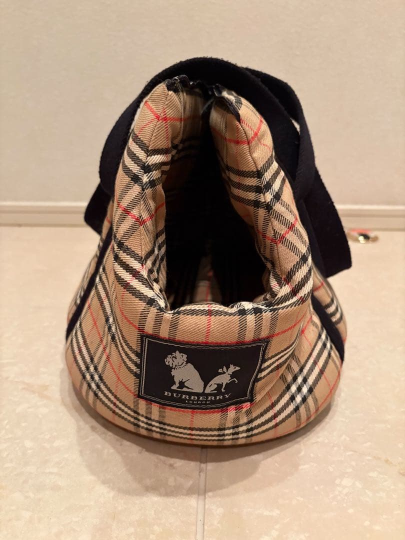 BURBERRY チェック柄 犬用キャリーバッグ