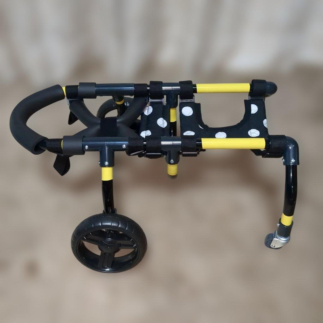 ワンちゃん4輪　リハビリ　食事補助　犬用車椅子　シニア介護　犬の歩行器