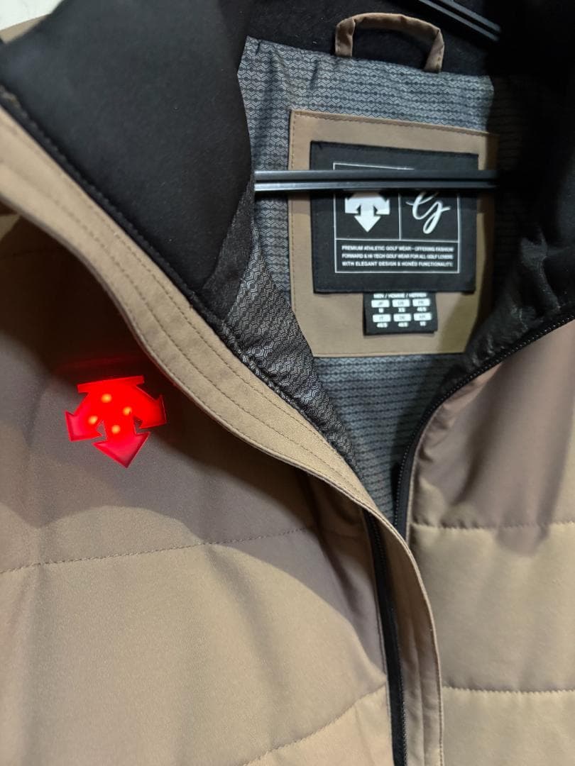 DESCENTE デサントモバイルサーモ 中綿ジャケットバッテリー2個付き