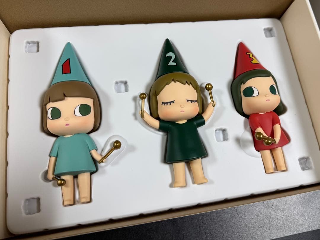 Yoshitomo Nara ドラムガールズ 3体セット