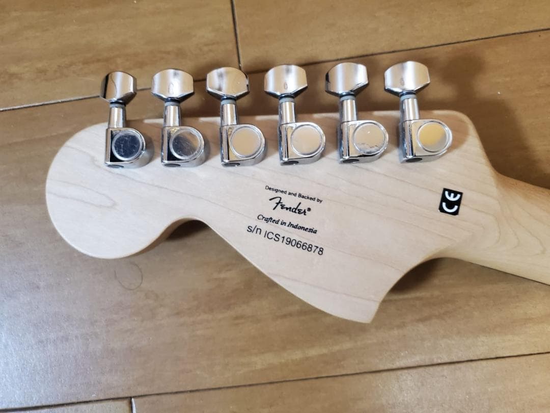 ギター Fender Stratocaster Squier Guitar