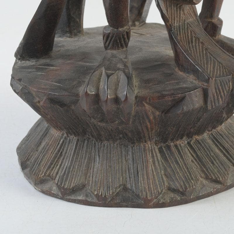 バリ島　インドネシア　木彫　ガルーダ像　置物　V　9380